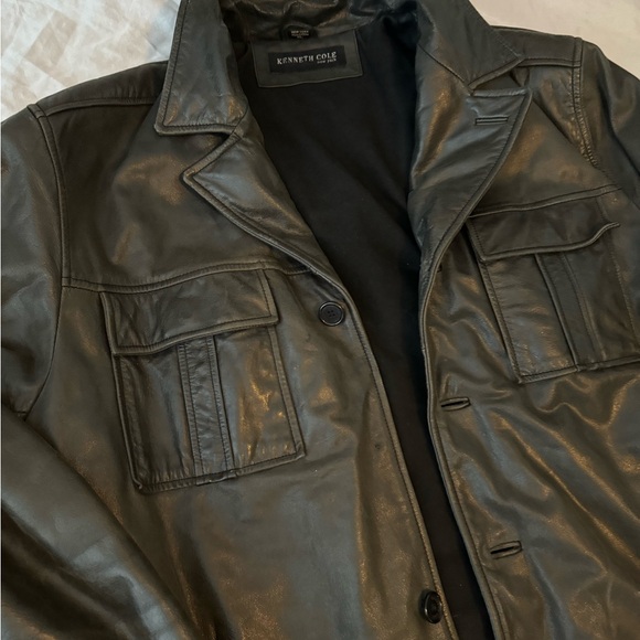 VINTAGE KENNETH COLE (New York) GENUINE LEATHER COAT. Size XL - Picture 10 of 14